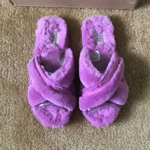 UGG Abela Slippers